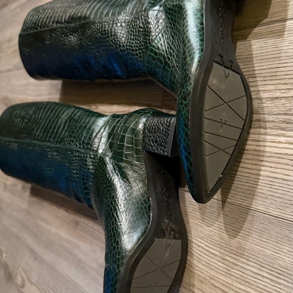 Aquatalia Dark Green Croc-Embossed Heeled Boots - Picture 2 of 7